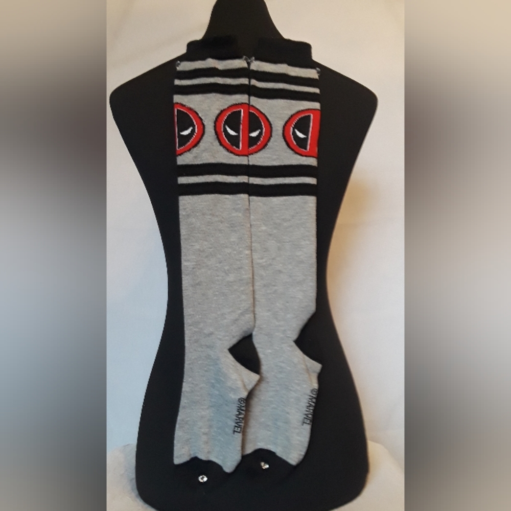 Marvel Deadpool Knee-high Socks